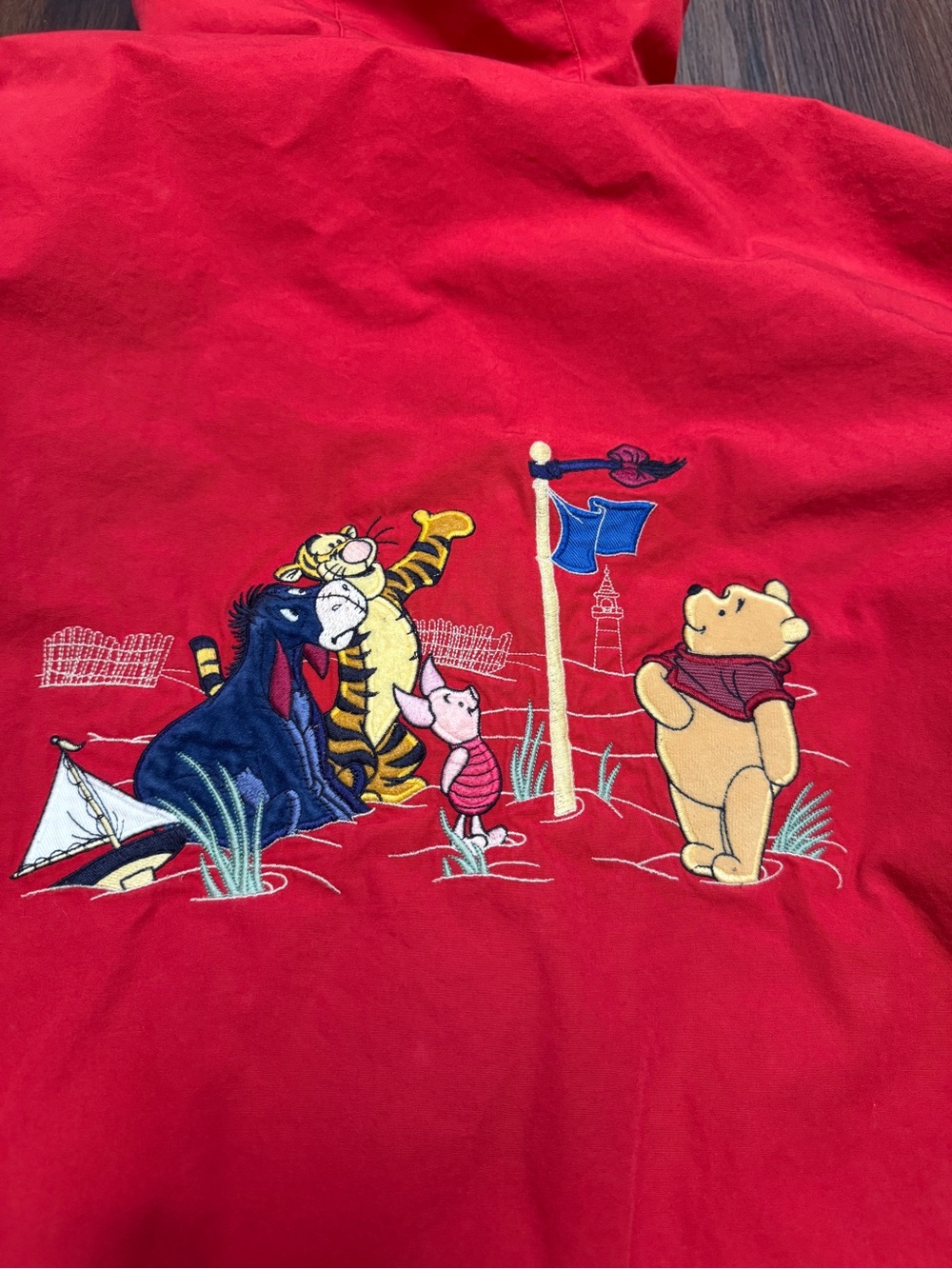 Vintage Disney Store Winnie The Pooh “Pooh’s Misty Cove” Windbreaker Rain Jacket - Picture 2 of 13
